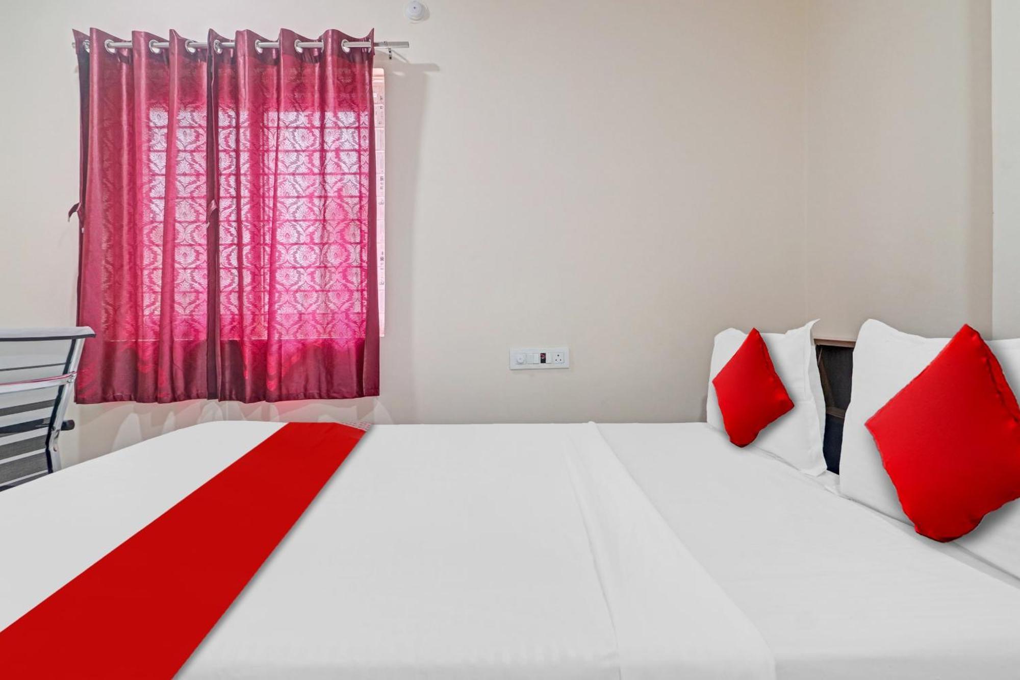 Hotel O Sv Grand Хайдарабад Экстерьер фото